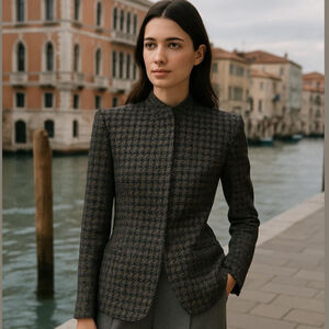 Giorgio Armani Wool Houndstooth Blazer, 44 M-L, Italy, Grey